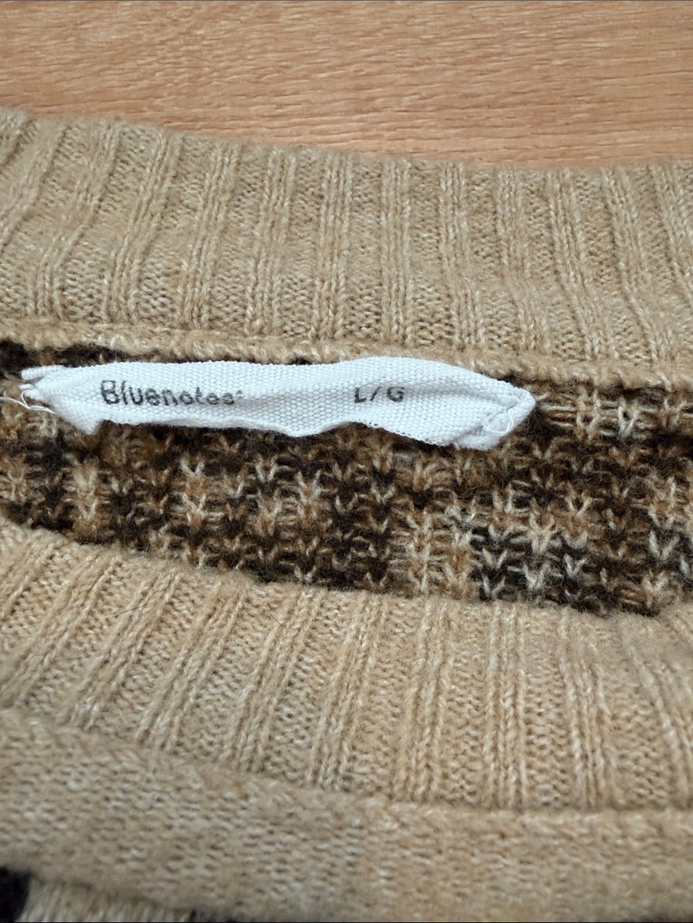 Cheetah print pull over sweater - Picture 3 of 3